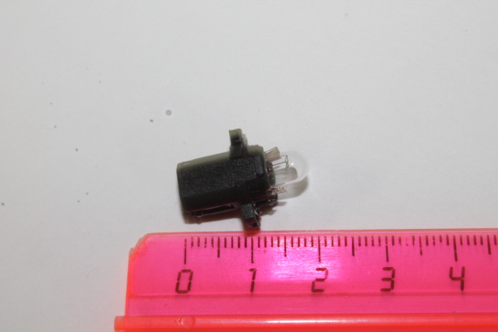 Лампа щитка пр. 24V W1.2W T5 без цок. с патрон. B8.3d