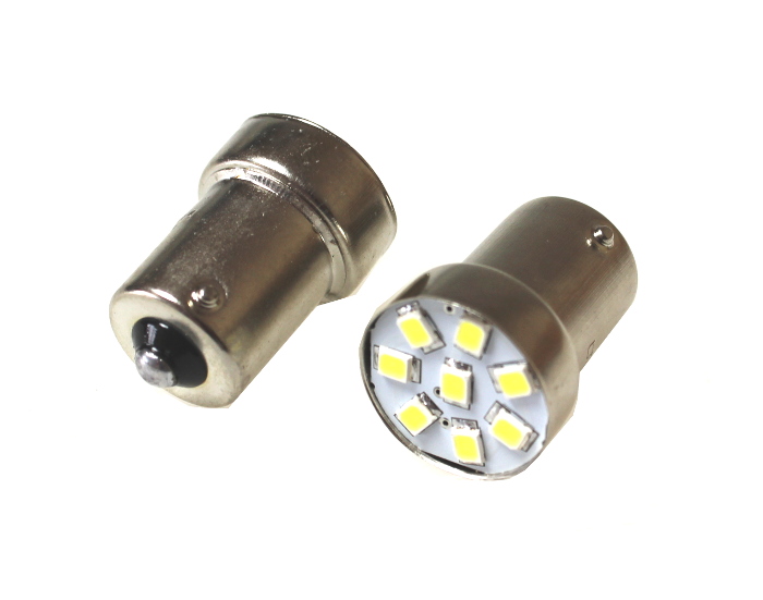 Лампа габарит. 12V R10W G18 8 SMD с цок. BA15s