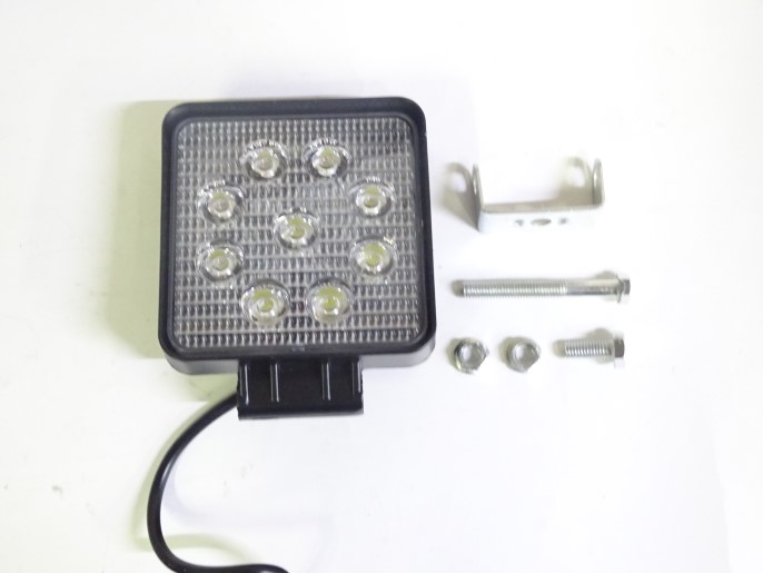 Фара светодиодная дополнительная 9 SMD 27W, 10-30V, 106*106*38 мм ближний