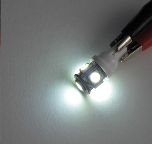 Лампа габарит. 12V W5W T10 5 SMD без цок. W2.1x9.5d 5050 WHITE (2 шт в блистере)