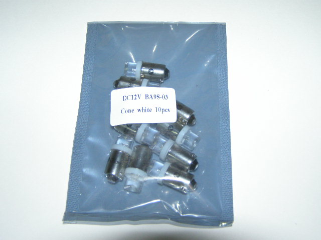 Лампа габарит. 12V T4W T8.5 1 LED с цок. BA9s