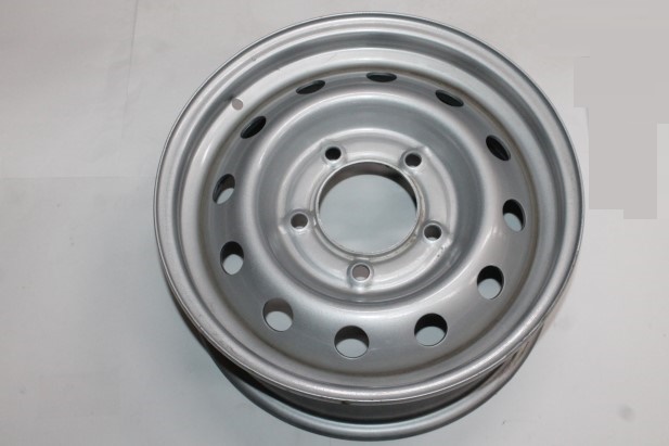 Диск колесный /2123/ R15 (6х15 5х139,7 ET40 D98.5) серебристый