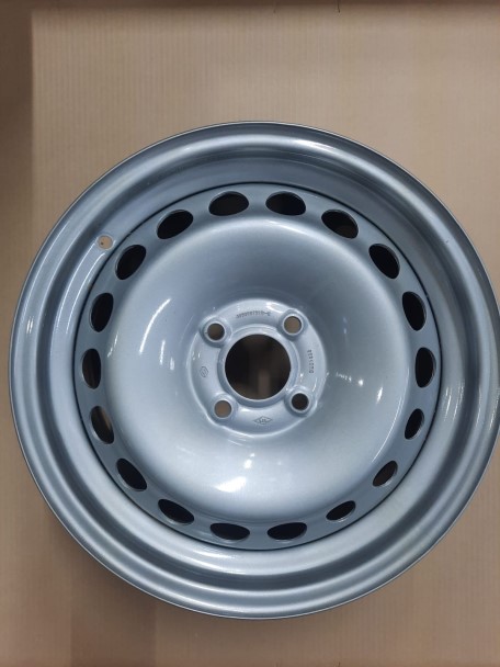Диск колесный Renault Logan II, Sandero, XRAY R15 (403008751R) серебристый