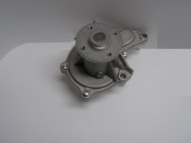 Помпа Geely MK MK Cross Otaka Евро 3