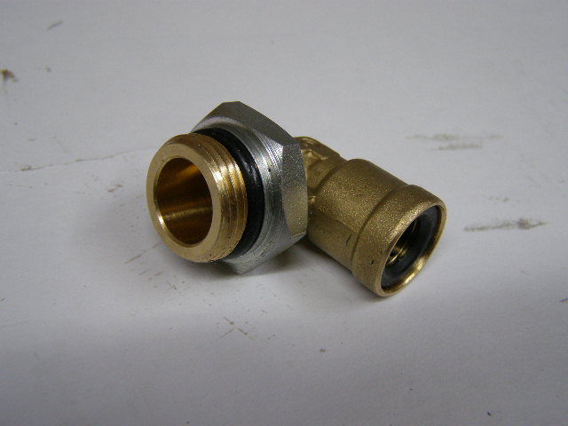 Фитинг угловой /ПАЗ/ d12 М 22 x 1,5 №12