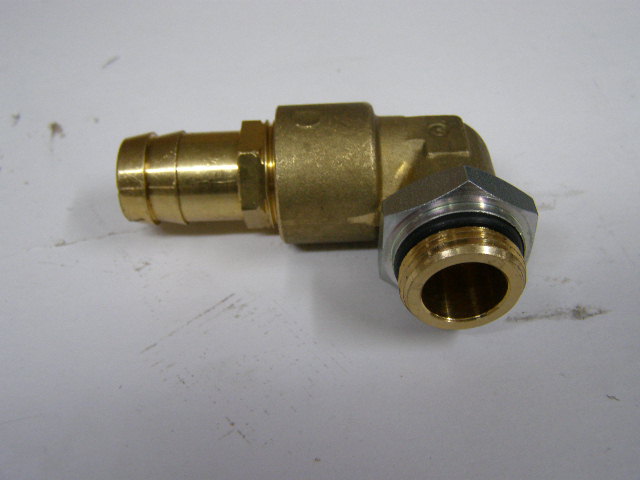 Фитинг угловой /ПАЗ/ d19 М 22 x 1,5 №18