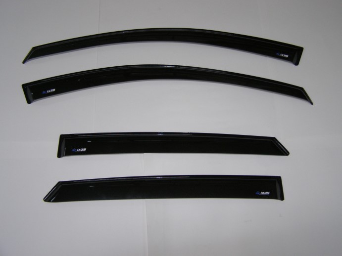 Ветровики Hyundai ix35 с 2010 г.