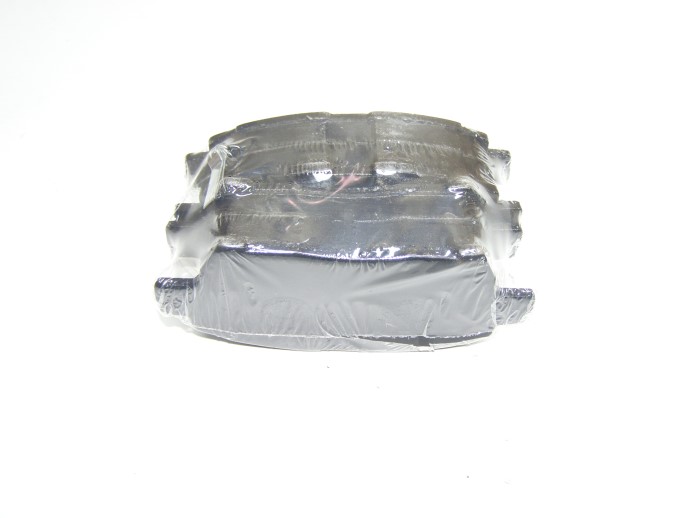 Колодка торм. Toyota Corolla E12 Yaris Lifan Solano Geely MK Cross BYD F3 перед.