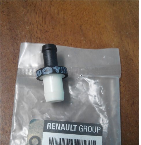 Клапан вентиляции картера Renault Duster