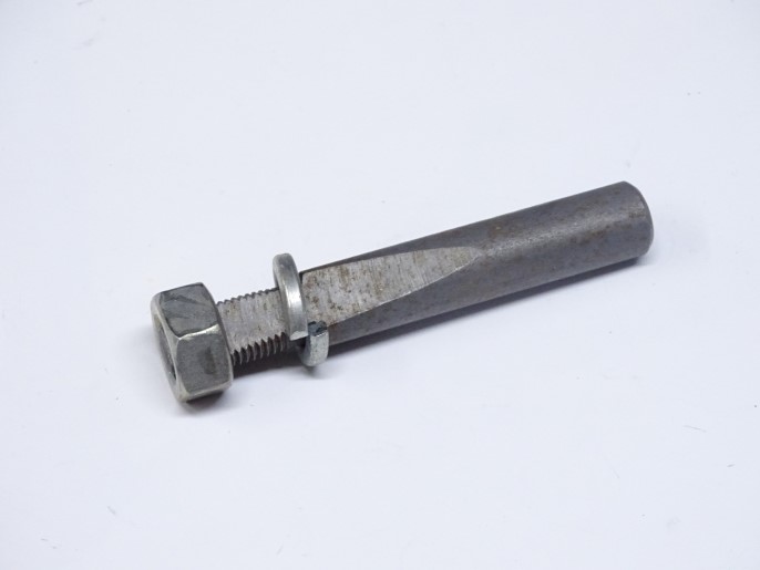 Клин шкворня /КАМ./ М12х1,25 в сб.