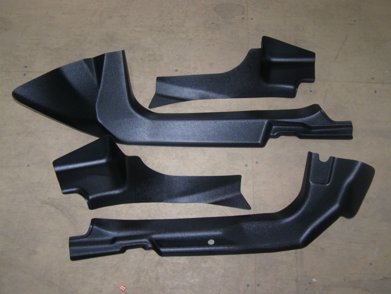 Облицовка порога пола Renault Sandero II (4 шт)