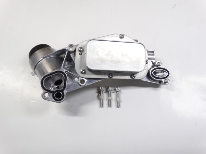 Масляный охладитель (теплообменник) Chevrolet Cruze (09-)/Opel Astra (H) (04-) 1.6i/1.8i LOc0504
