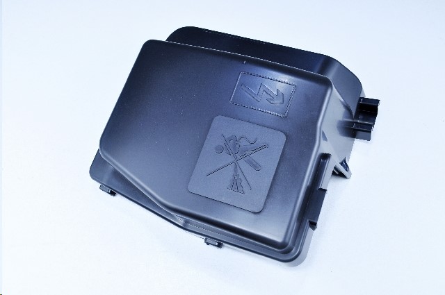 Крышка блока предохранителя Renault Logan II Sandero II Lada Largus Lada Vesta XRAY
