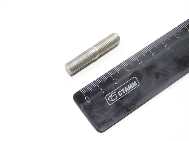 Шпилька М 8*1*22 крепления полуоси /Г-2217/