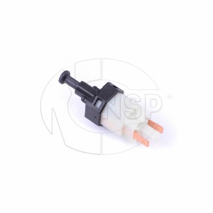 Датчик включения стоп сигнала Chevrolet Lanos Daewoo Nexia
