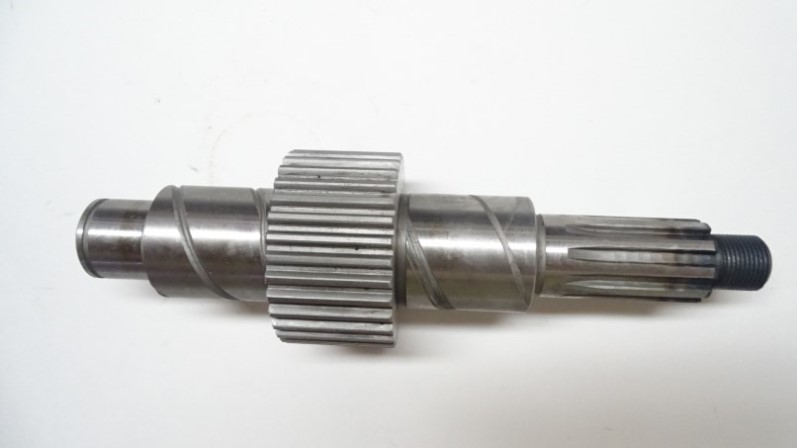 Кор. /Г-33027/ Вал первич. раздаточной коробки (полнопривод)