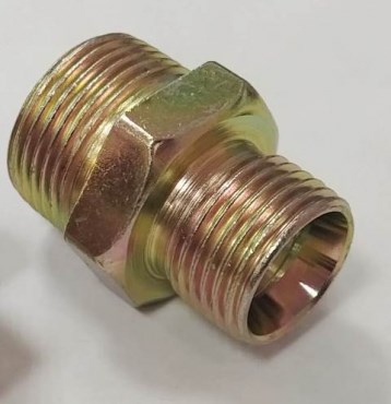 Переходник пневмосистемы /КАМ./ М18-М16