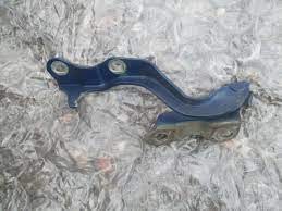 Петля капота Chevrolet Lacetti Daewoo Gentra прав.