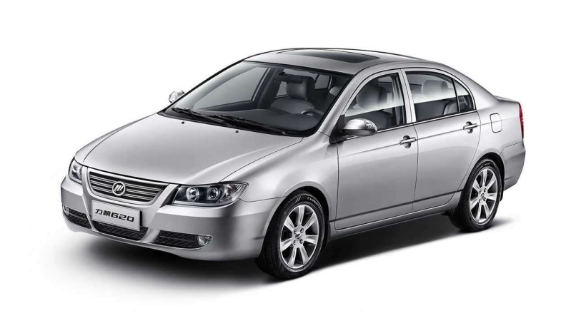 Стекло лобовое Lifan 620 Solano с полосой (шелкография)