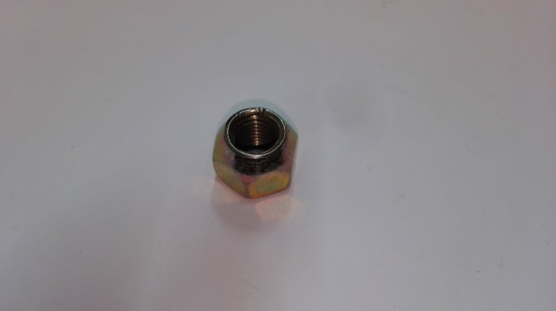 Гайка колеса М-412