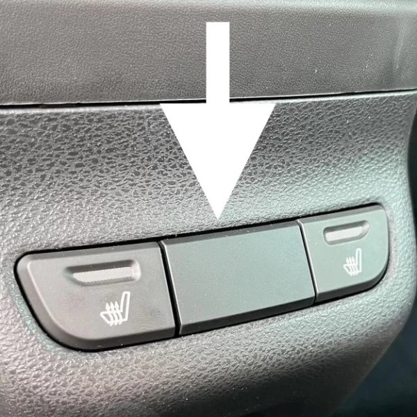 Заглушка розетки задней USB в тоннеле /2180 Lada Vesta NG/