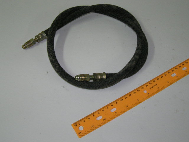 Шланг бензиновый /Г-3302, 3110, УАЗ/ 120 см 2-х штуц