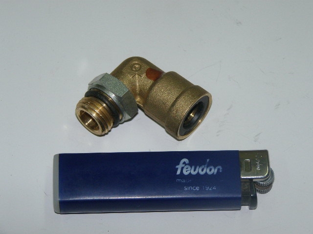 Фитинг угловой /ПАЗ/ d12 М16 x 1,5 №10